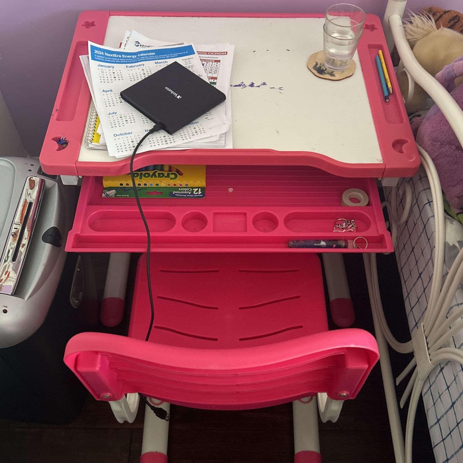 Pink Desk And Chair