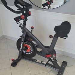 Schwinn IC4 Spin Bike