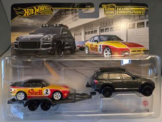 Hot Wheels Premium Car Culture Team Transport Porsche Set