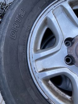 Tire With Rim 235/70/16
