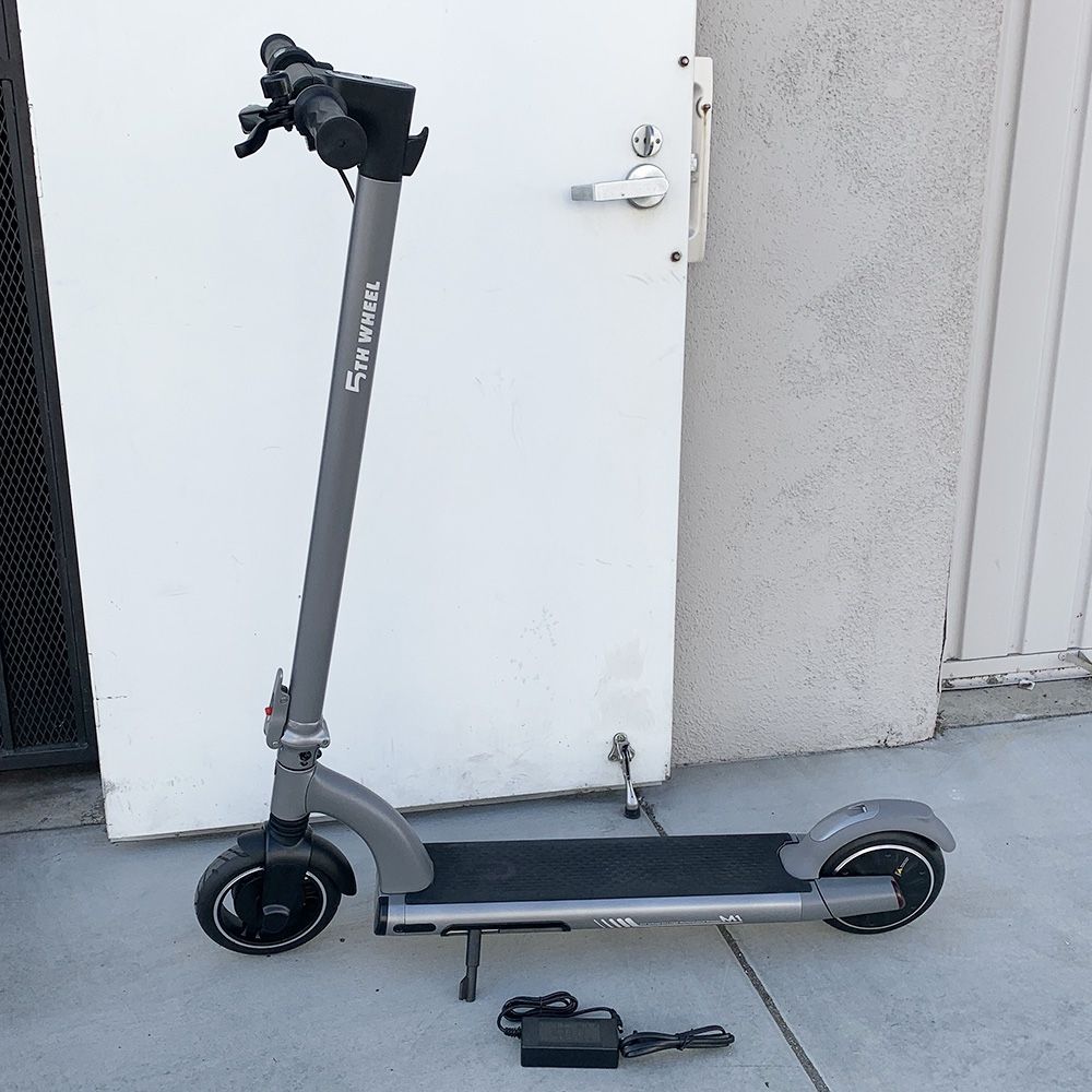 $180 (New) 5th Wheel M1 Electric Foldable Scooter 13.7 Miles Range, 15.5 MPH, 500W Peak Motor, 8” Inner-Support Tires