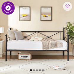 Metal Daybed