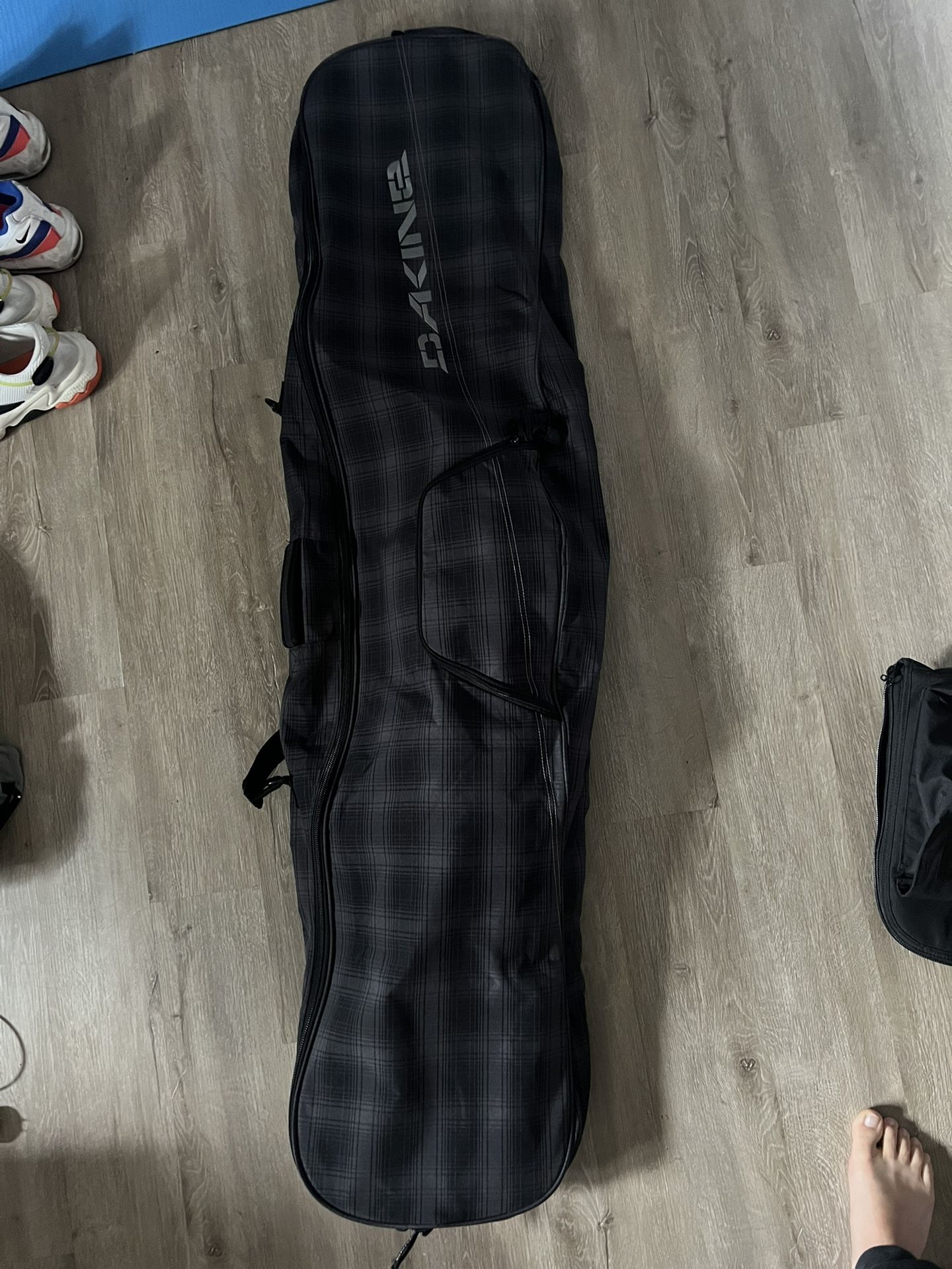 Dakine Snowboarding Bag 57”