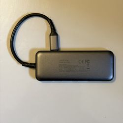 USB-C Hub with SD Card Reader, Power Delivery, HDMI, SD Card Reader, USB A 3.0, Audio Jack