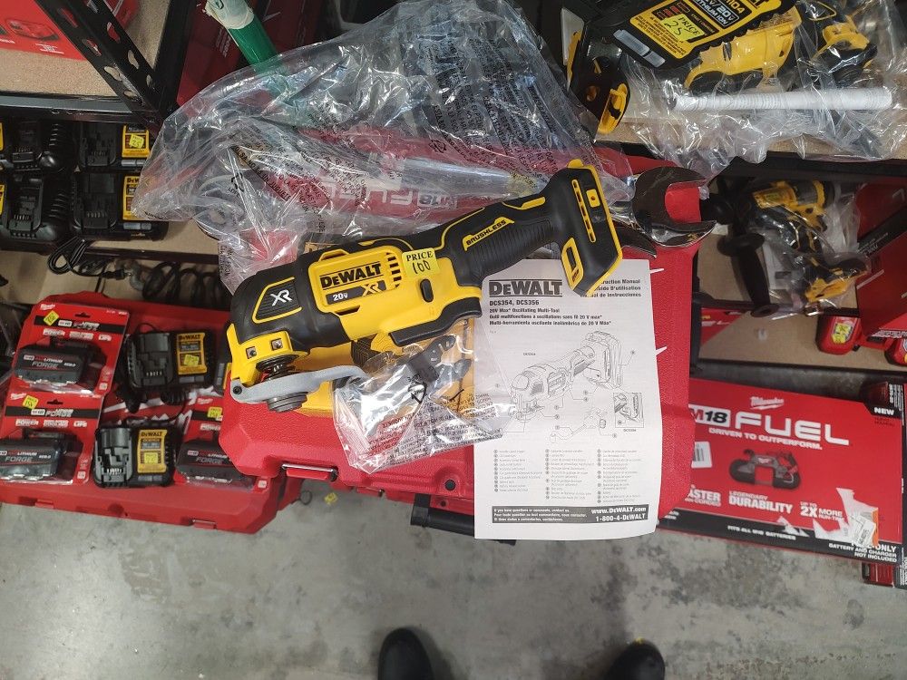 DeWalt 20 V Max XR Brushless Oscillating Multi Tool