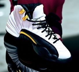 Air Jordan 12 Retro "Royalty"