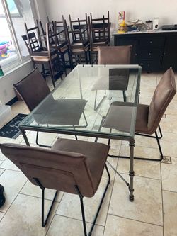 Dining table set.