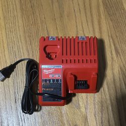 M12-M18 Battery charger 