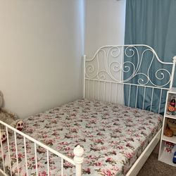 Full Size Metal White Bed frame With Headboard 