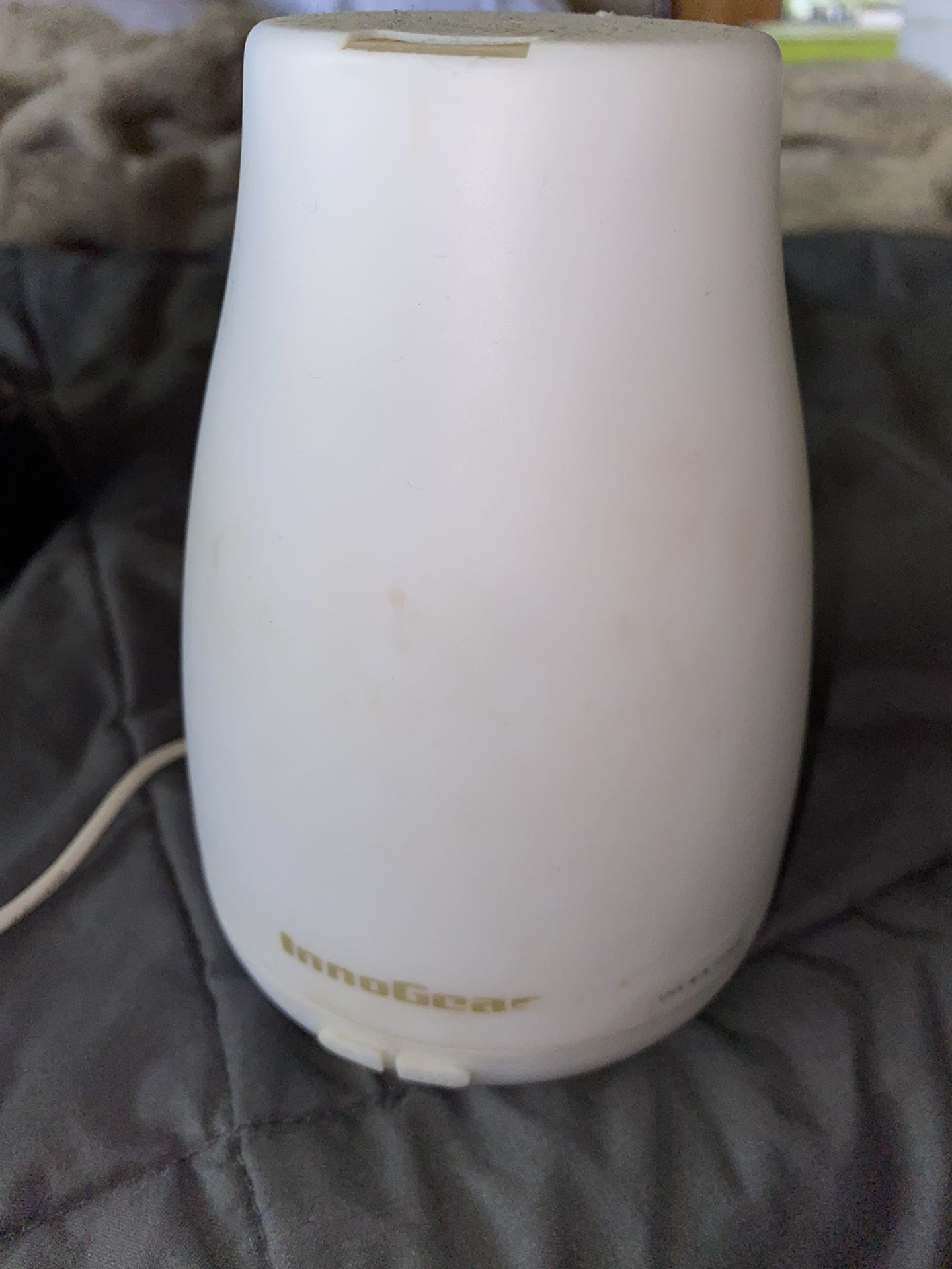 InnoGear Essential Oil Diffuser, Upgraded Diffusers for Essential Oils  Aromatherapy Diffuser Cool Mist Humidifier with 7 Colors Lights 2 Mist Mode  Wat for Sale in Renton, WA - OfferUp
