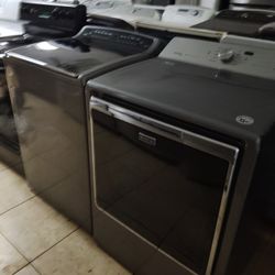 Whirlpool Washer And Gas Dryer