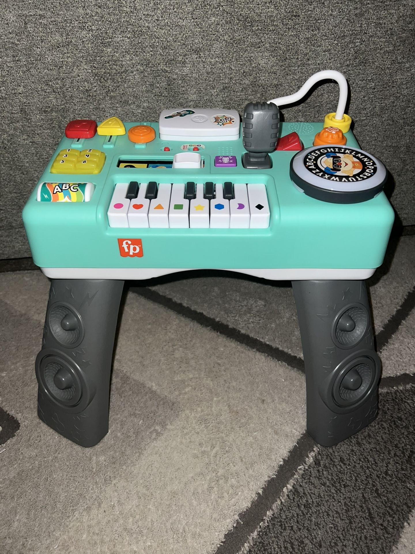 Baby DJ table 