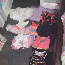 Girls Dresses 👗 Sizes 5-6