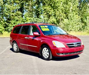 2008 Hyundai Entourage
