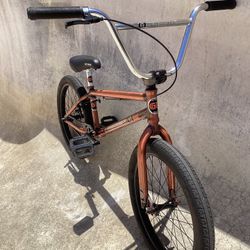 GT PERFORMER COPPER 20 BMX BiKE LIKE NEW