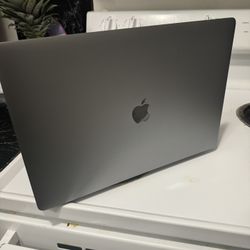 MacBook Pro 2017  2TB Hard Drive 