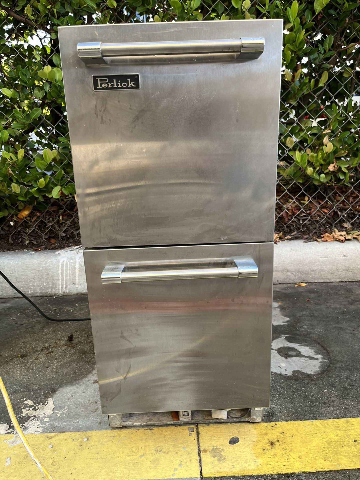 Outdoor Refrigerator With Drawers
