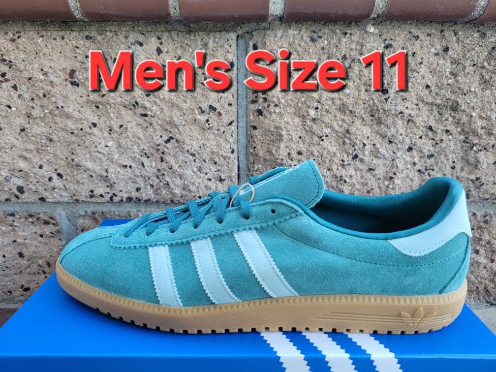 Adidas Bermuda Shoes Men's Size 11