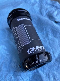 Chris King Mountain Bike Bottom Bracket BB MTN MTB Santa Cruz. Giant. Trek. Specialized. Pivot. Salsa. Ibis. Canyon. YT.