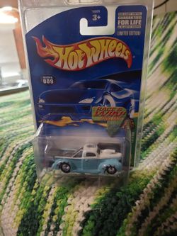 Hotwheels truck thunt