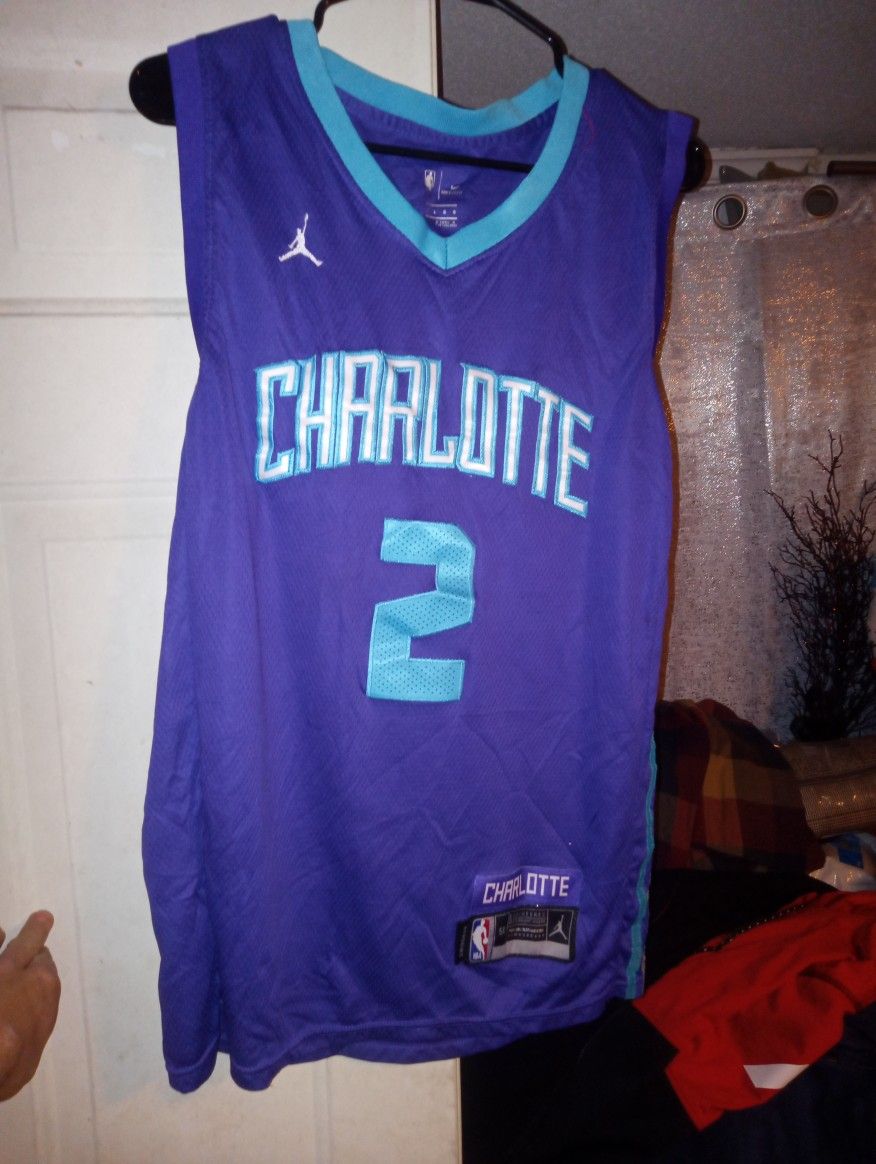 Nike/Jordan Charlotte Ball Jersey Lg 