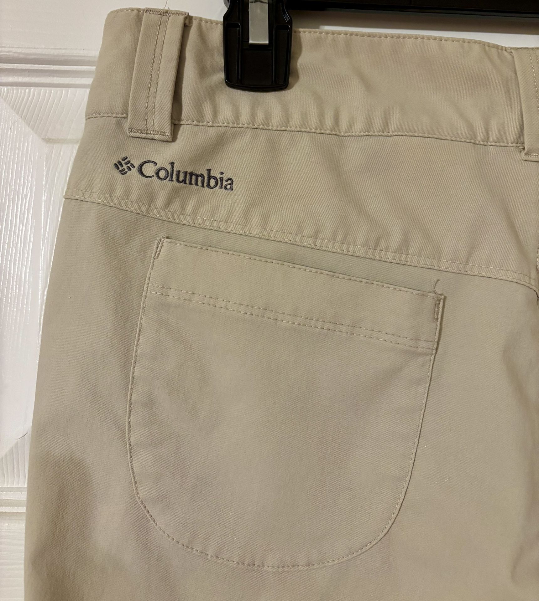 Columbia Women’s Beige Khaki Casual Pants Omni-Shield
