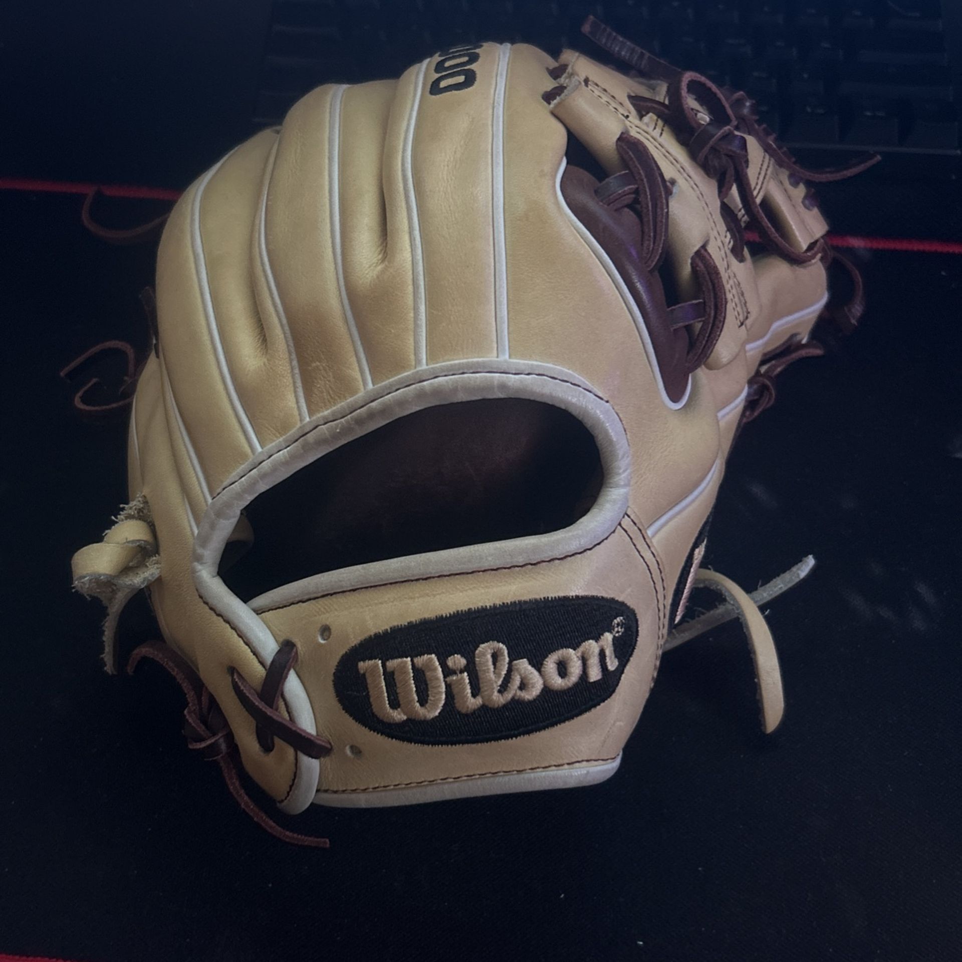 Wilson A2000 Baseball Glove