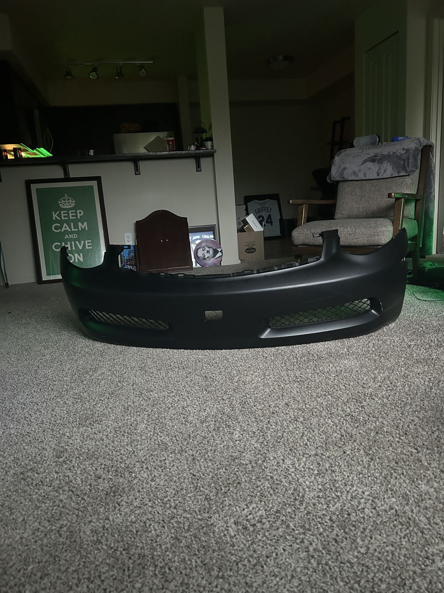 2005-2006 Infiniti G35 Front Bumper