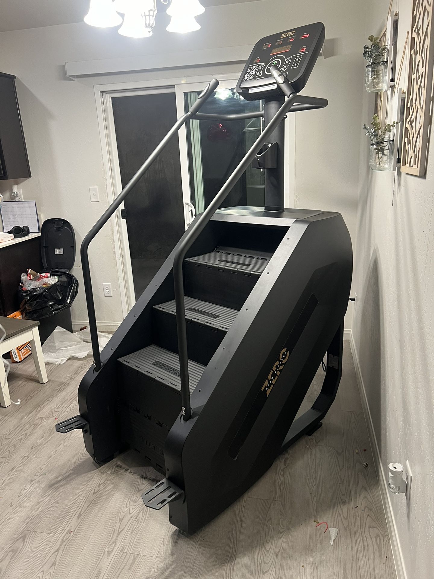 P1 Stair Climber | Stairmaster | Gym Equipment | Weights | Free Delivery & Installation