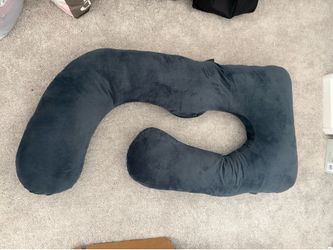 Pregnancy pillow