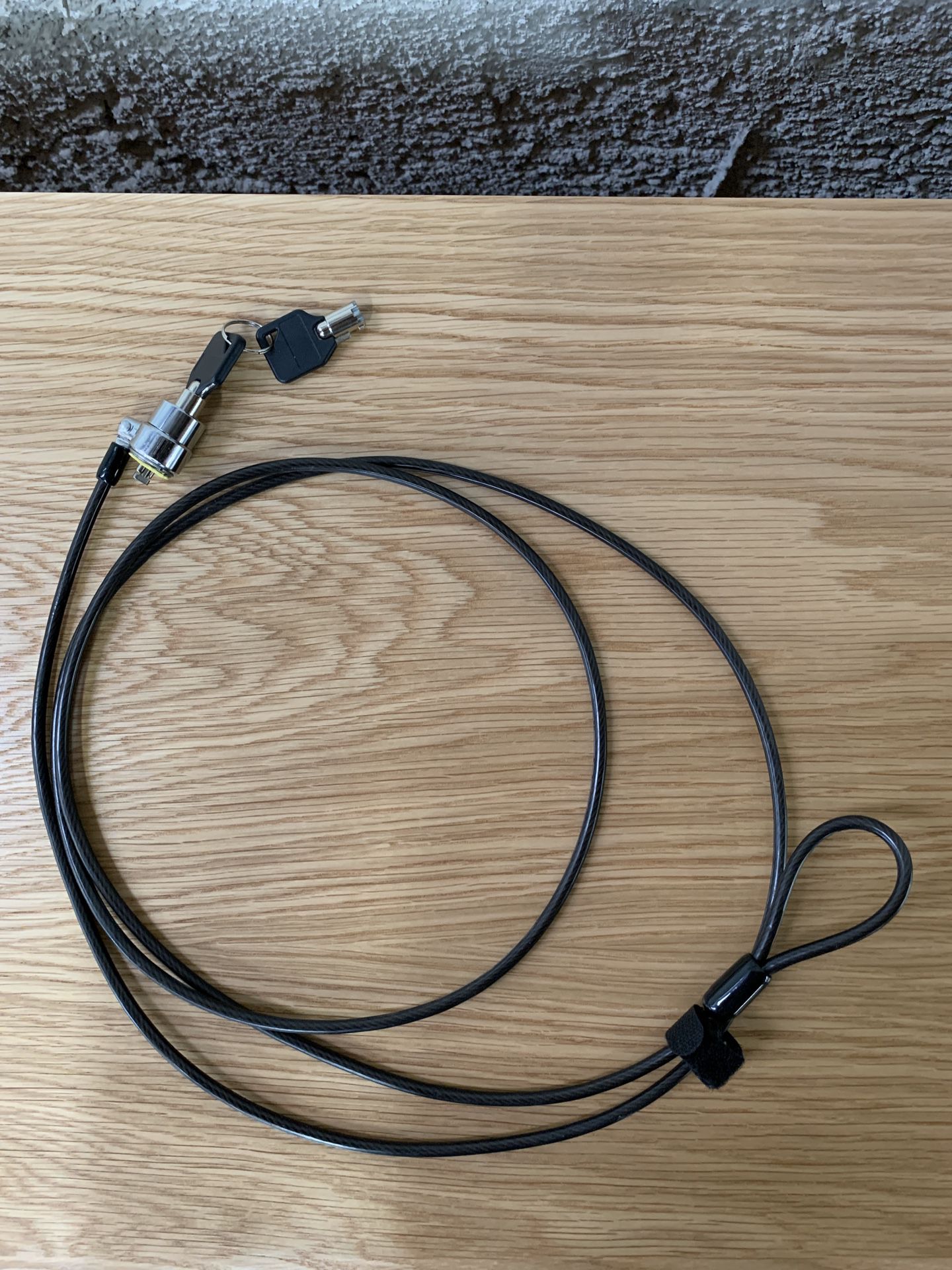 PC LAPTOP security cable with lock BARELY USED