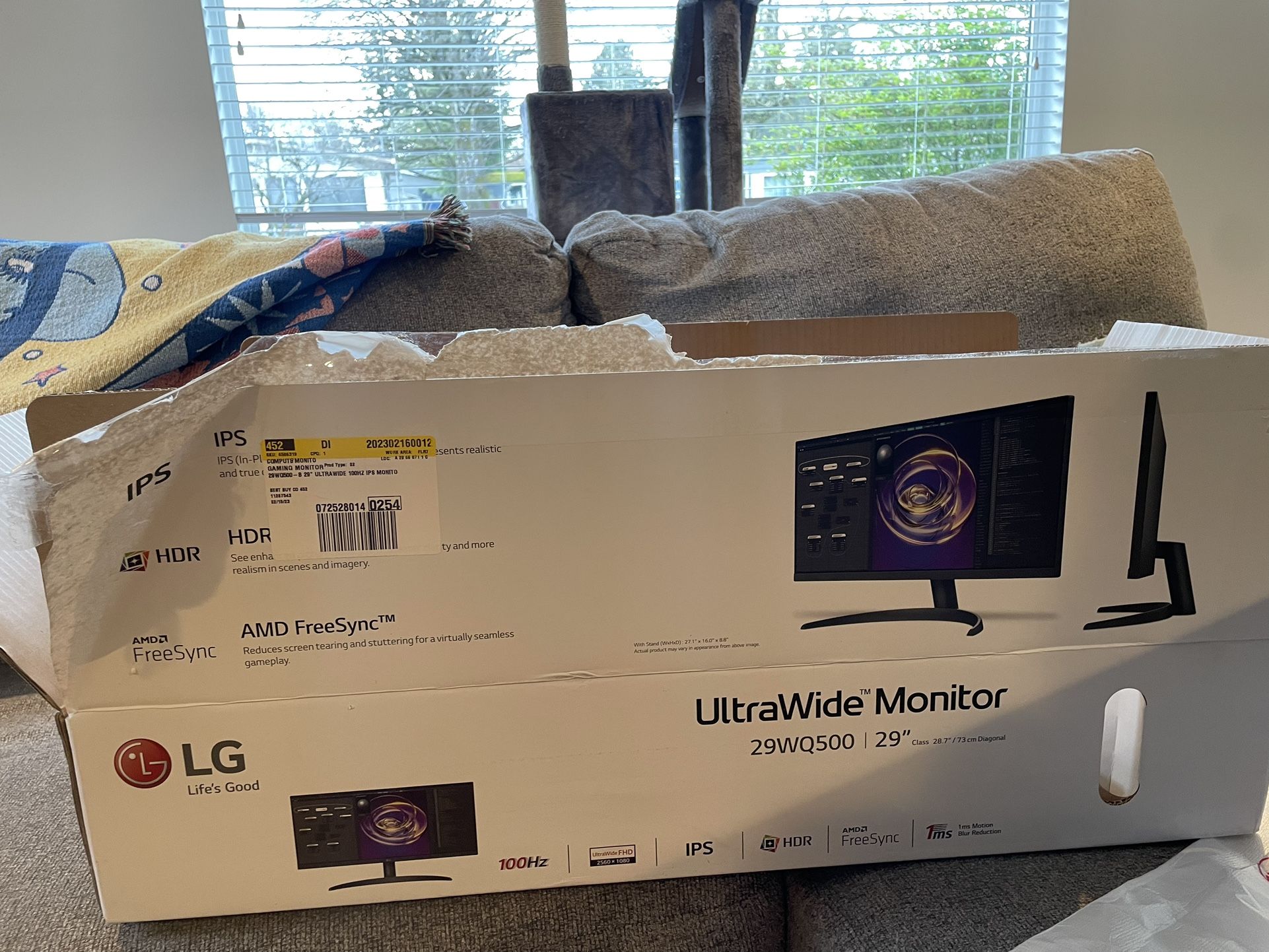 New LG Monitor γ·