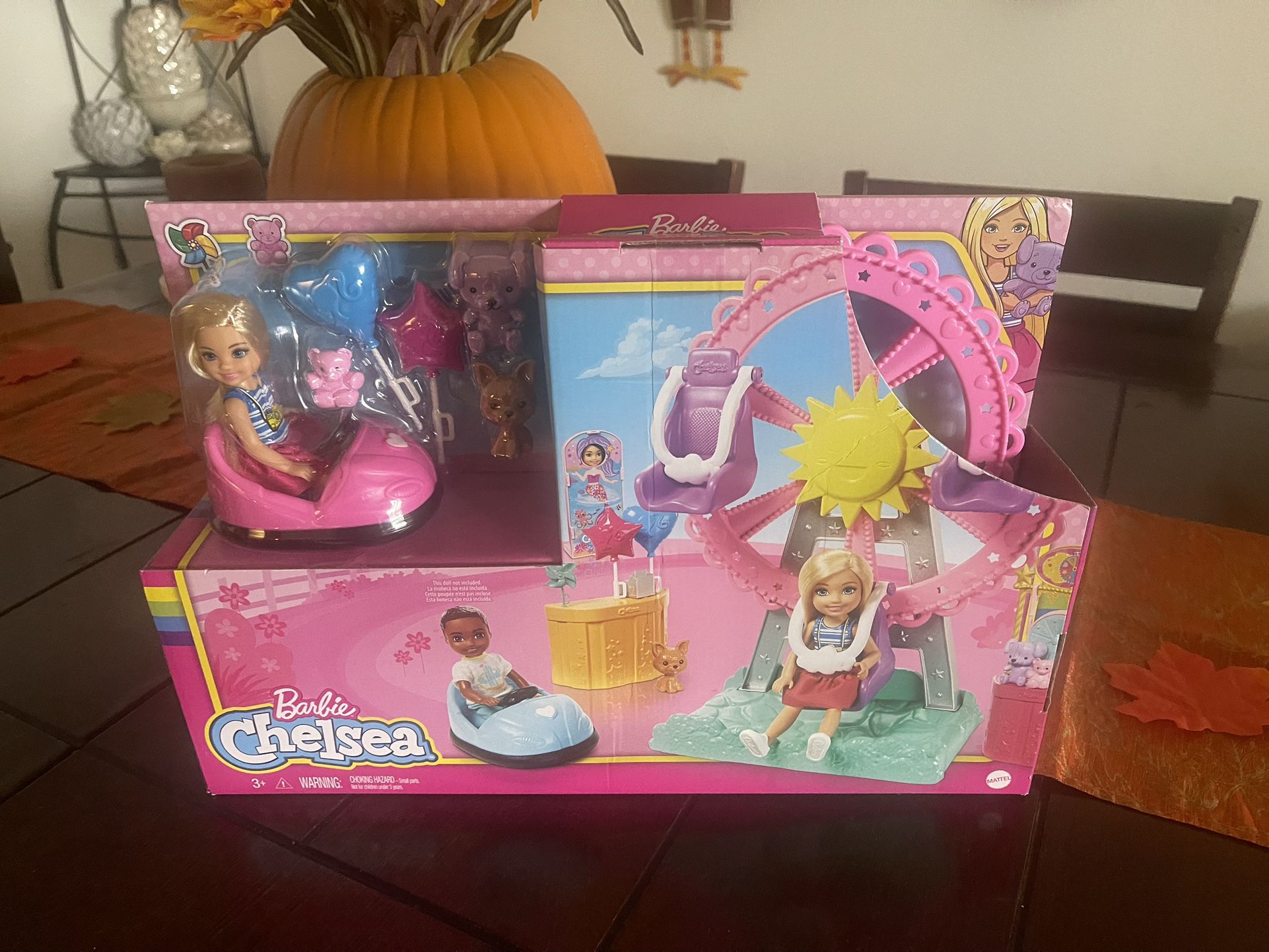 Barbie Club Chelsea Carnival Playset with Blonde Small Doll
