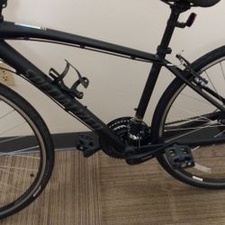 THE BICYCLE IS NEW WORKS PERFECT IN MIND BRAND SPECIALIZED