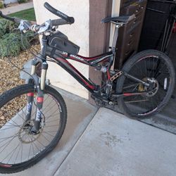 Specialized Full Suspension Stump Jumper 