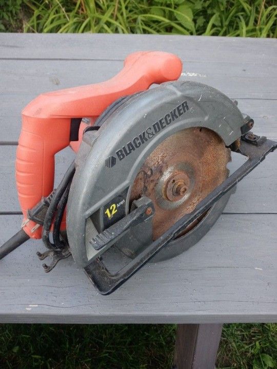 7 1/4 Circular Saw 12 Amps
