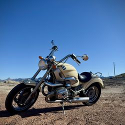 BMW R1200C Motorcycle