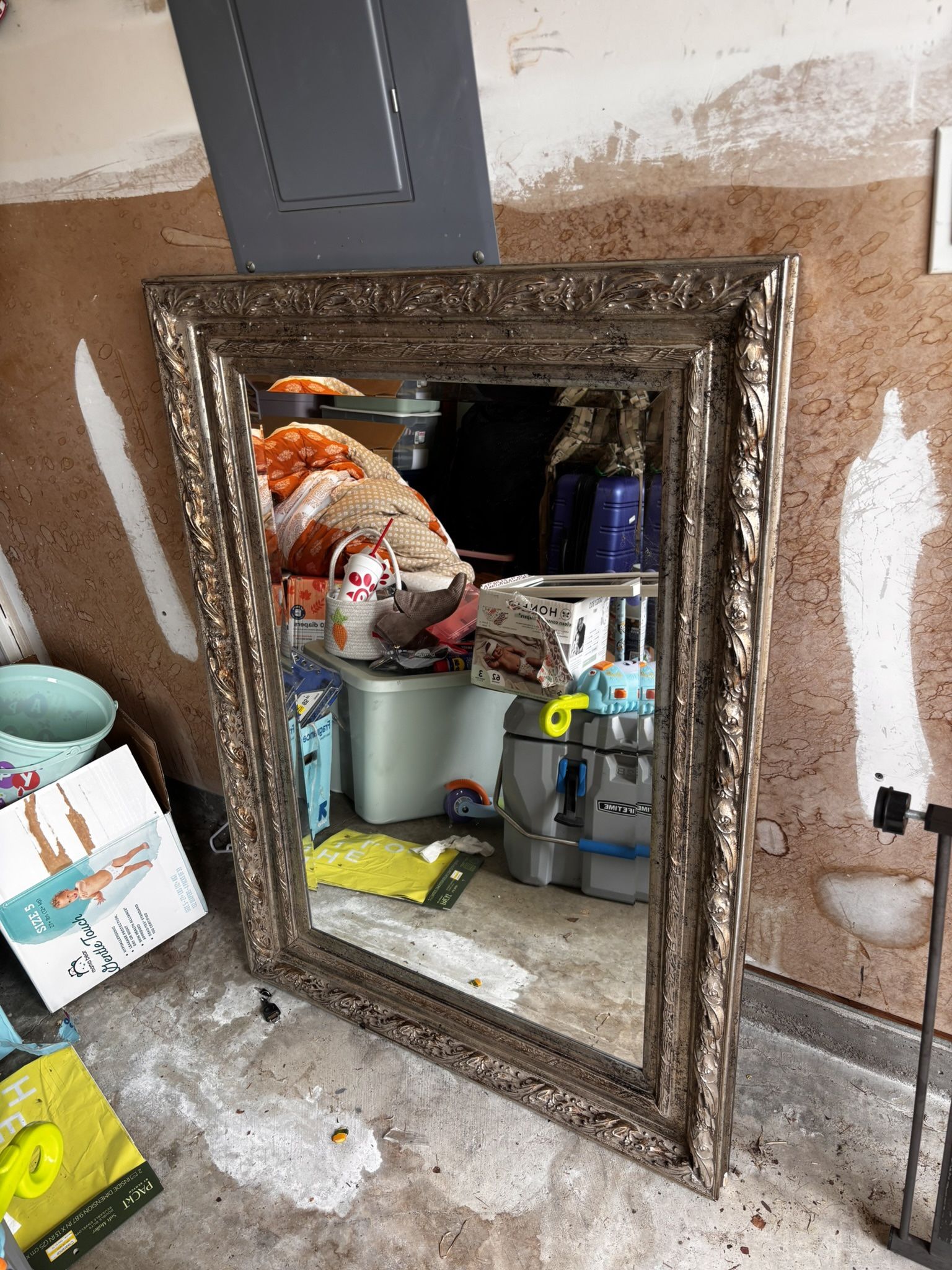 Gold trim Mirror
