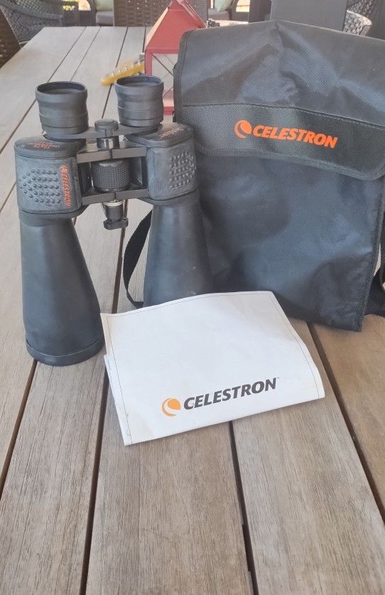 CELESTRON SKYMASTER 15x70 Astronomy Zoom Binoculars w case 