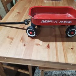 Metal Mini Radio Flyer Pull Wagon 