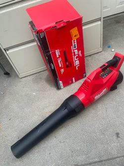 Milwaukee M18 FUEL 120 MPH 500 CFM 18V Lithium-Ion Brushless Cordless Handheld Blower (Tool-Only)