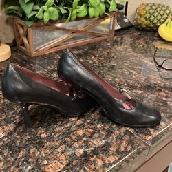 Black Leather dress Shoe Heels Size 6