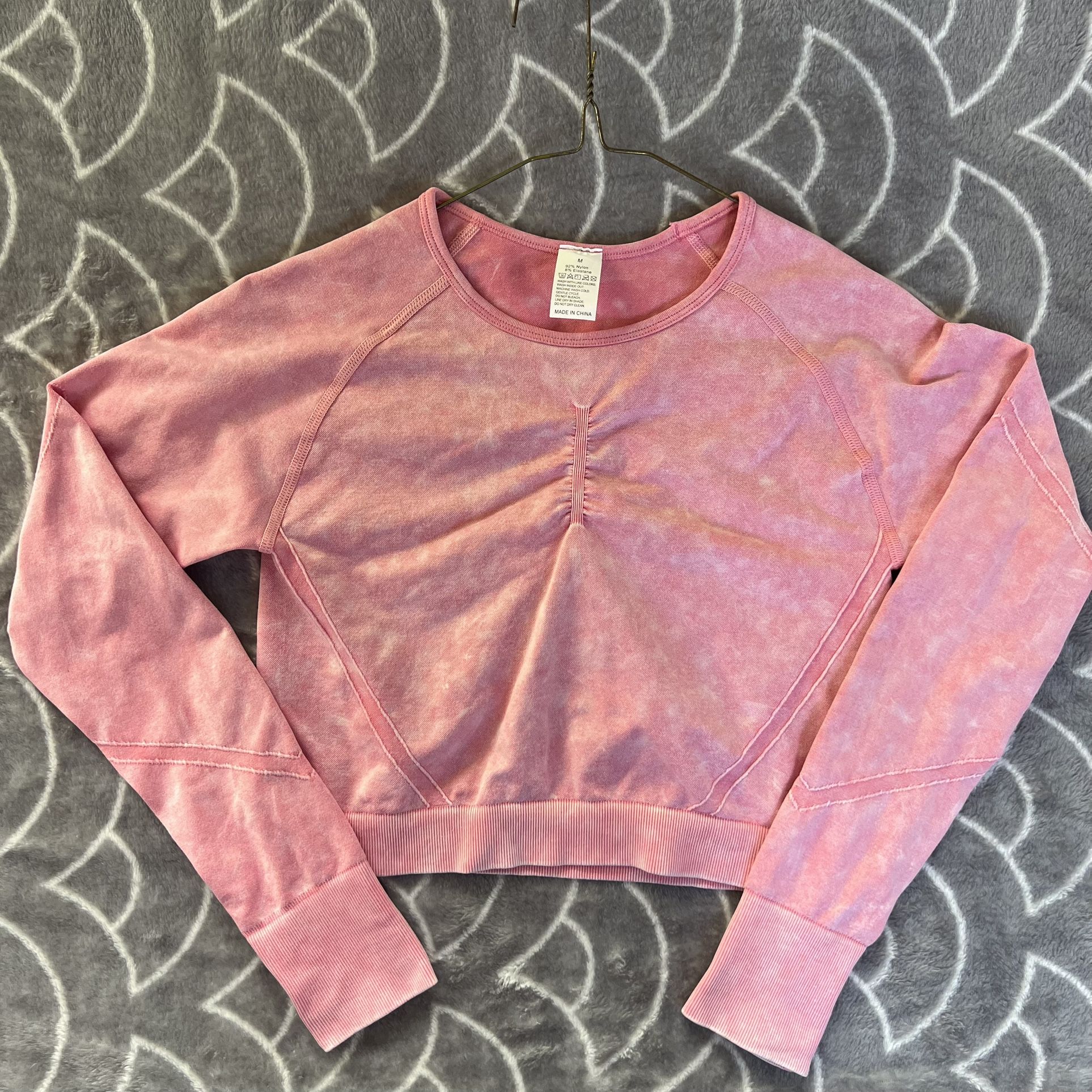 Nwt Gymshark Adapt Camo Seamless Crop Top Pink size M