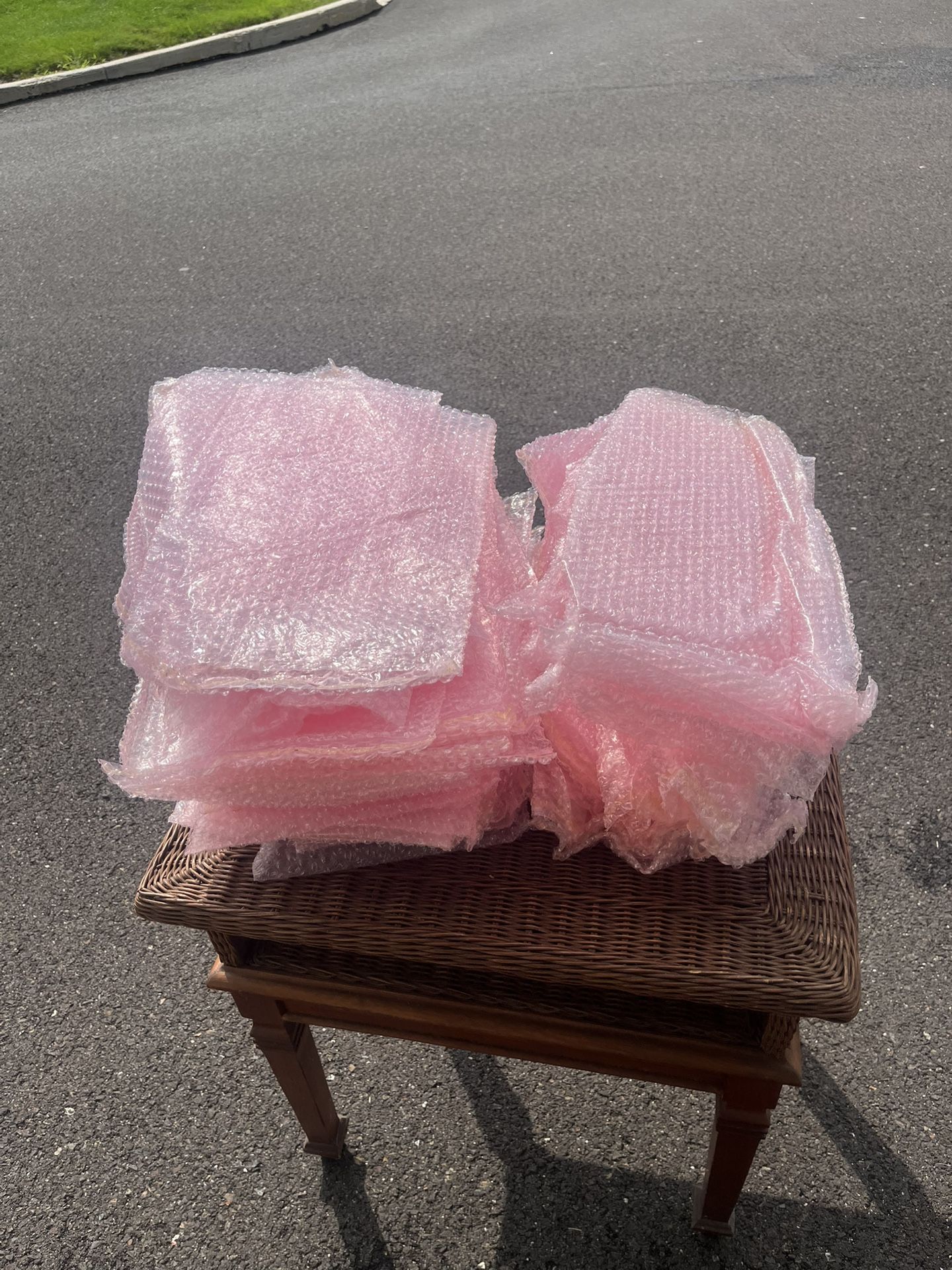 Pink Bubble Wrap Bags