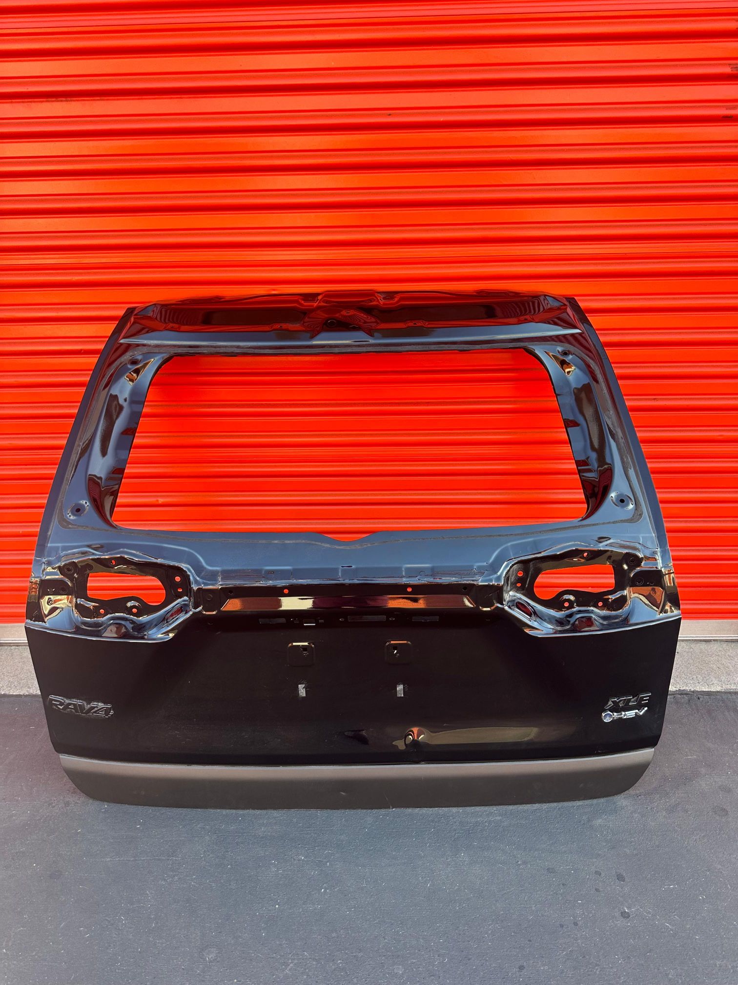 2019-2020 - 2021-2022 -2023 -2024 TOYOTA RAV4 LIFT GATE TAIL GATE OEM