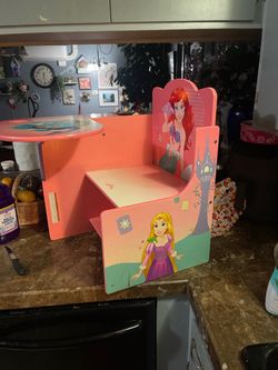 Child chair/table