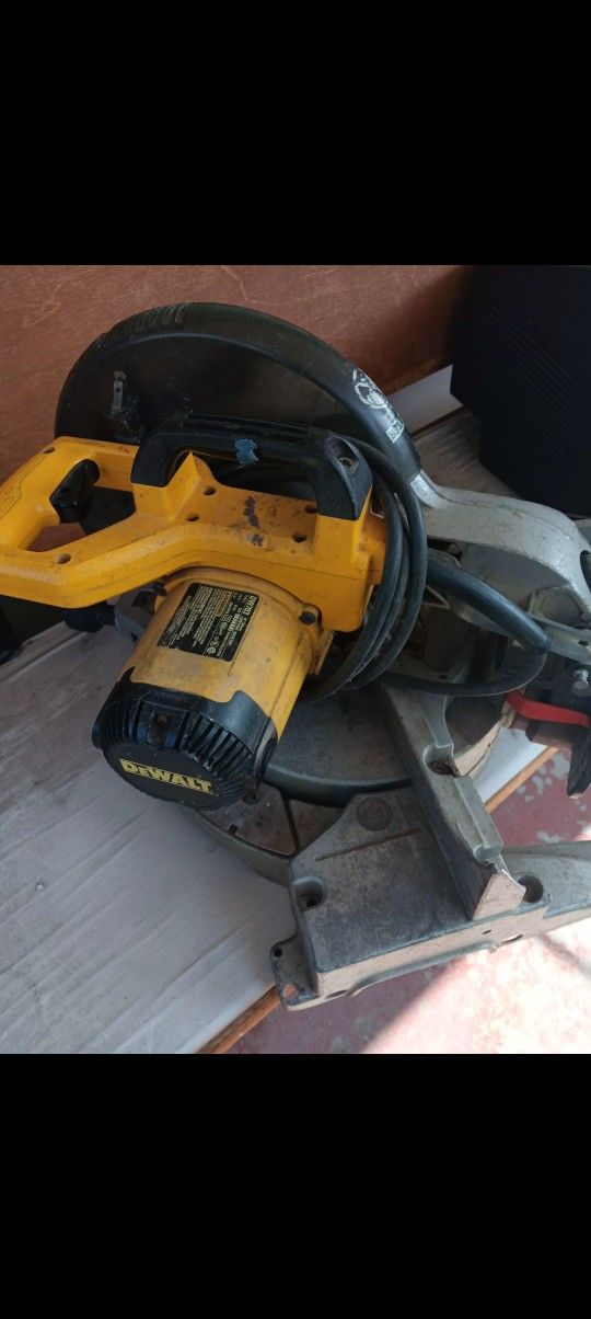 Dewalt Miter Saw 