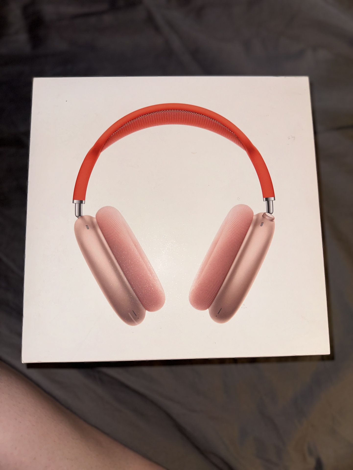 Apple Pro max headphones Pink 