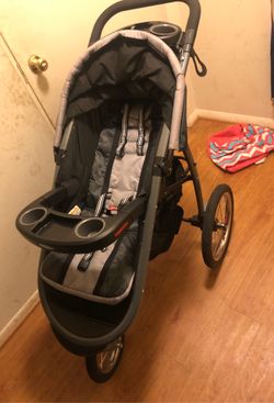 Jogger stroller