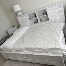 FULL LOUNGE BD W/PWR    SIDNEY WHITE 